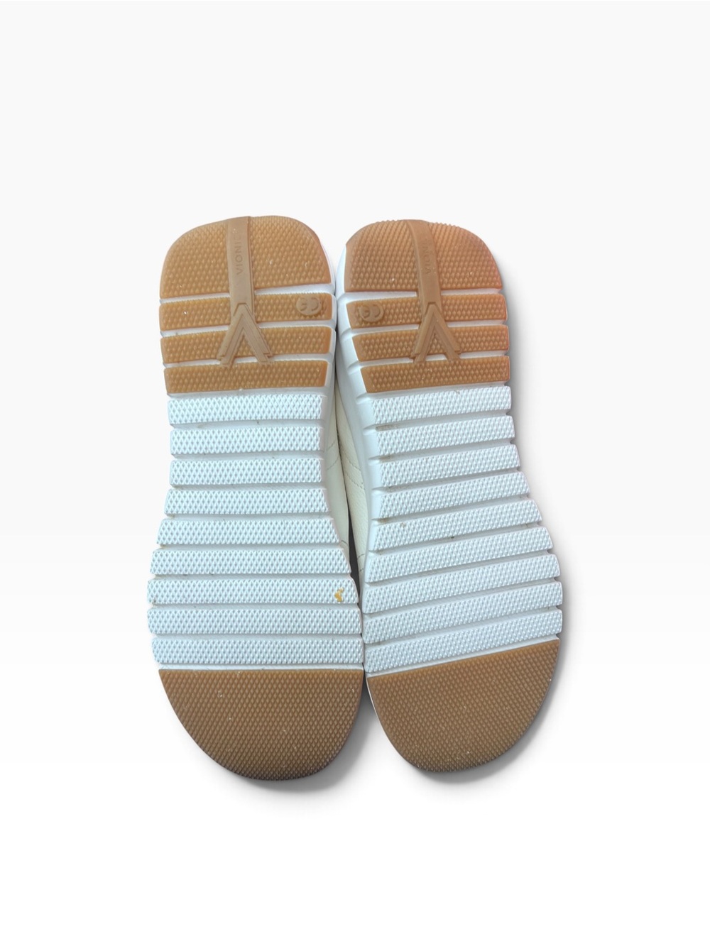 Vionic Uptown Cream Off White Leather Suede Metallic Silver Lace Up Sneakers 8.5 - Picture 6 of 10